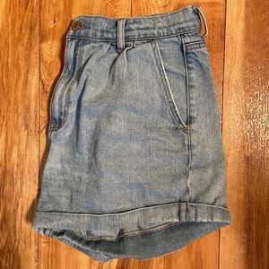 American Eagle Mom Jean Shorts